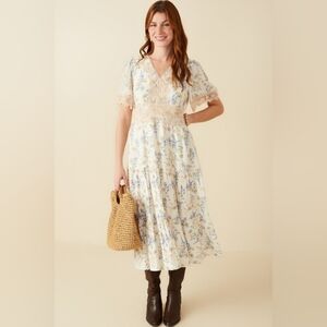 Maternity Friendly Dress Floral Short Sleeve Midi Dress NWT Lace